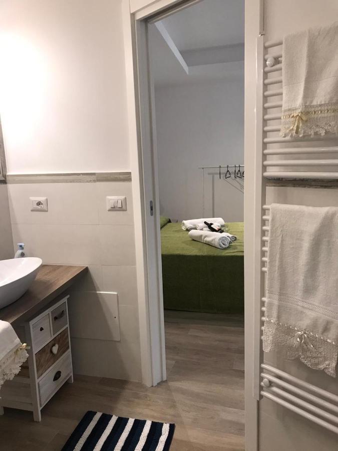 Casa Vacanza Cundari 카스텔몰라 외부 사진