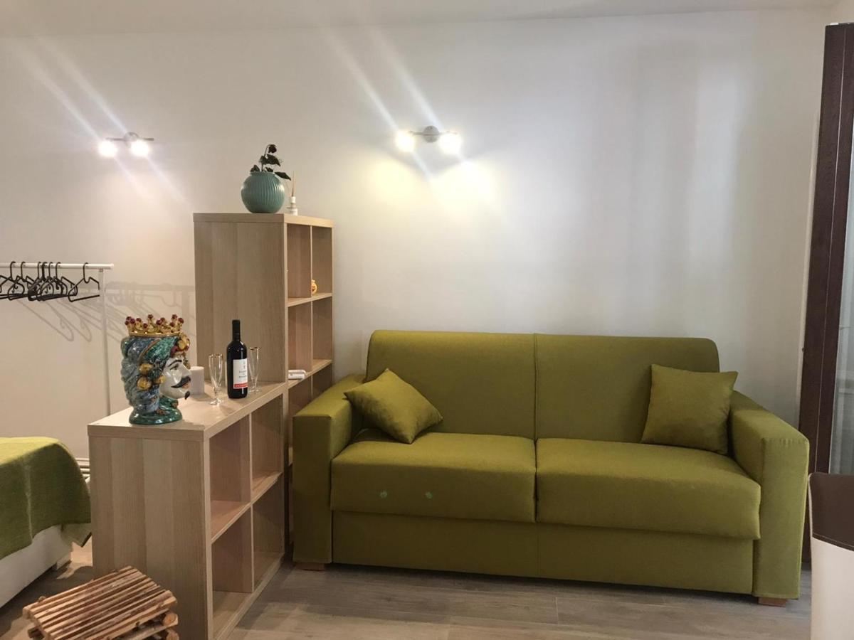 Casa Vacanza Cundari 카스텔몰라 외부 사진